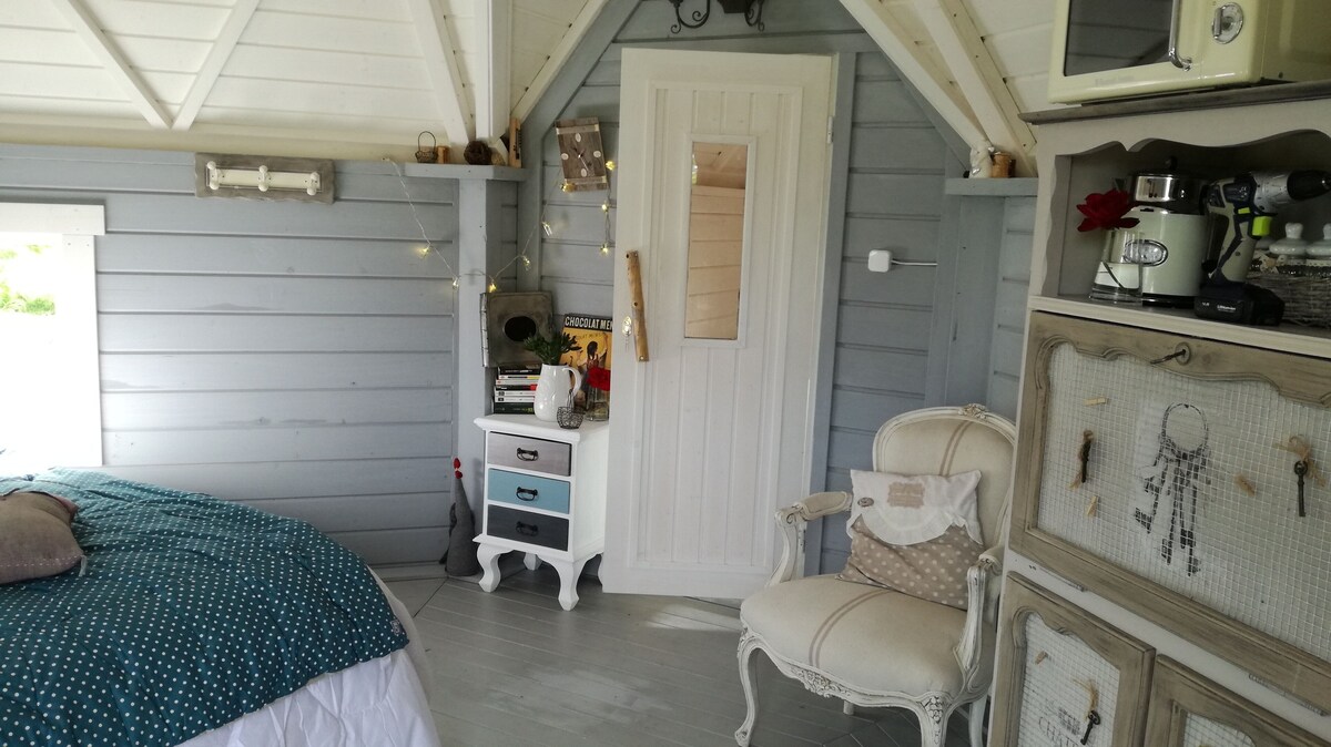 Maire_De_Cahagnes_Location