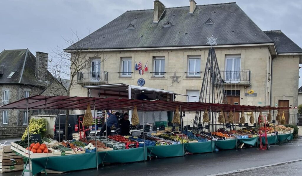 Mairie_De_Cahagnes_Commerces_Ambulants